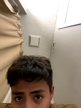 carlozxyz337 online show from 12-06-24, 03:41