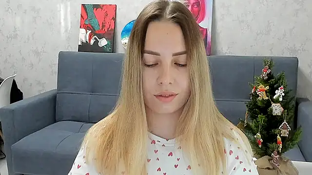 Snapshot of Mia_shy1 chatting on 12-05-24, 10:23 Mia shy1 online show from 12-05-24, 10:23