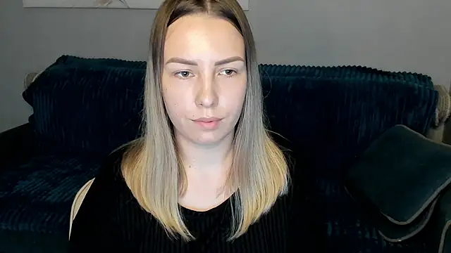 Snapshot of Mia_shy1 chatting on 01-24-25, 01:57 Mia shy1 online show from 01-24-25, 01:57