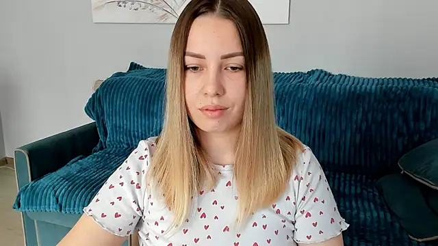 Snapshot of Mia_shy1 chatting on 02-05-25, 06:56 Mia shy1 online show from 02-05-25, 06:56