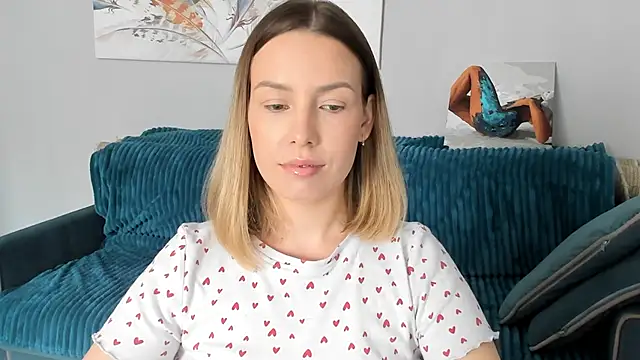 Snapshot of Mia_shy1 chatting on 02-26-25, 10:26 Mia shy1 online show from 02-26-25, 10:26