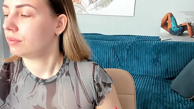 Snapshot of Mia_shy1 chatting on 03-09-25, 06:28 Mia shy1 online show from 03-09-25, 06:28