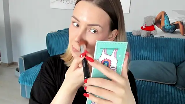 Snapshot of Mia_shy1 chatting on 03-11-25, 10:18 Mia shy1 online show from 03-11-25, 10:18