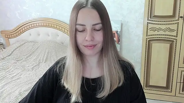 Snapshot of Mia_shy1 chatting on 10-02-25, 11:28 Mia shy1 online show from 10-02-25, 11:28