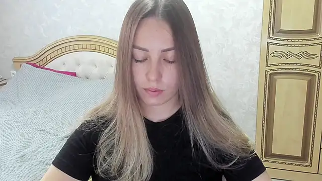 Snapshot of Mia_shy1 chatting on 11-14-25, 07:07 Mia shy1 online show from 11-14-25, 07:07