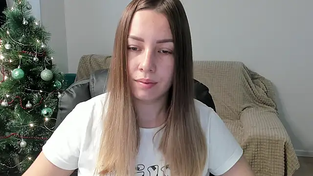 Snapshot of Mia_shy1 chatting on 12-16-25, 06:51 Mia shy1 online show from 12-16-25, 06:51