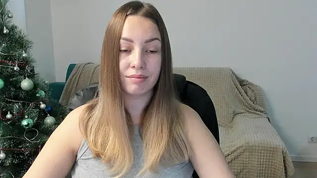 Snapshot of Mia_shy1 chatting on 12-18-25, 07:03 Mia shy1 online show from 12-18-25, 07:03