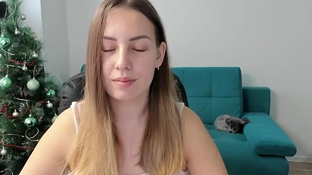 Mia shy1 online show from 12-23-25, 08:12