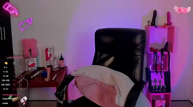 sara goodgirl13 online show from 02-02-25, 01:45