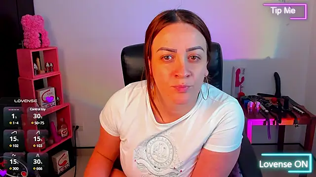 sara goodgirl13 online show from 02-21-25, 10:26