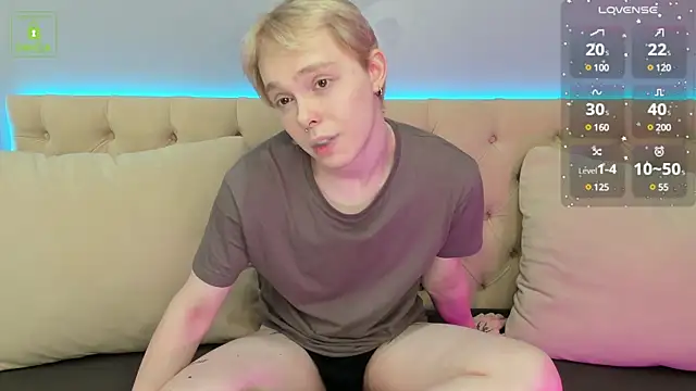 Snapshot of TimmyTaylon chatting on 02-28-25, 10:30 TimmyTaylon online show from 02-28-25, 10:30