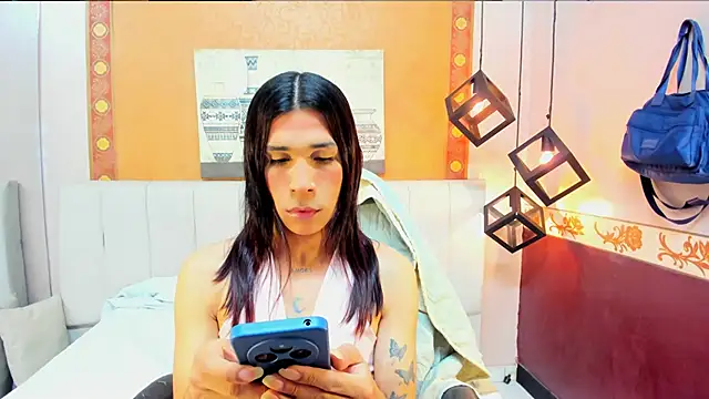 Snapshot of SaraSofia44 chatting on 02-26-26, 08:30 SaraSofia44 online show from 02-26-26, 08:30