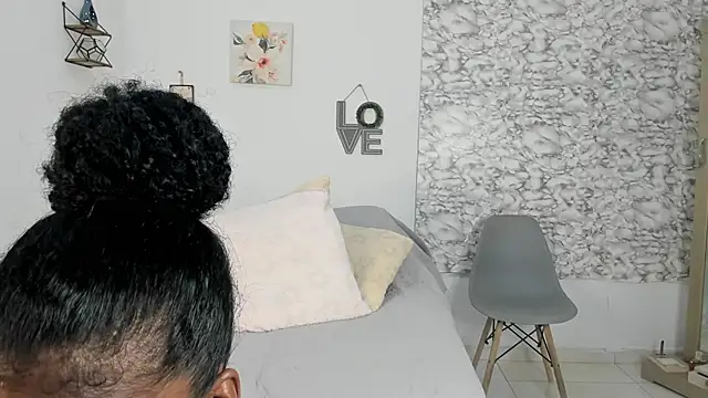 Canhela1 online show from 01-08-26, 02:58