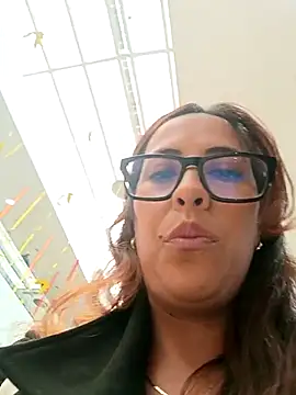 Snapshot of Lena-32 chatting on 03-14-25, 06:18 Lena-32 online show from 03-14-25, 06:18