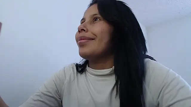 Snapshot of Ashley_A chatting on 03-22-25, 06:25 Ashley A online show from 03-22-25, 06:25