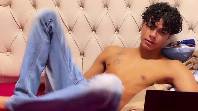 james dreams  online show from 03-21-25, 05:21