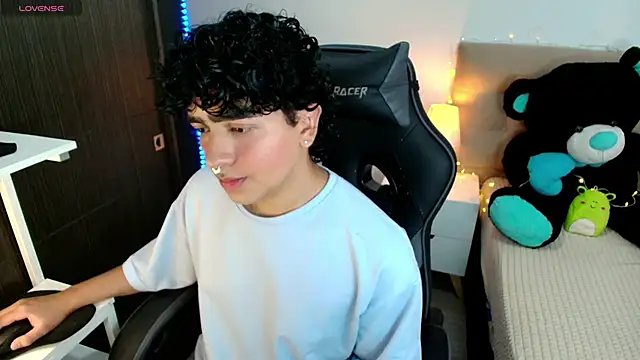 Snapshot of _nickconnor01 chatting on 12-03-24, 09:23 nickconnor01 online show from 12-03-24, 09:23