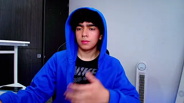 Snapshot of _nickconnor01 chatting on 01-27-25, 05:58 nickconnor01 online show from 01-27-25, 05:58