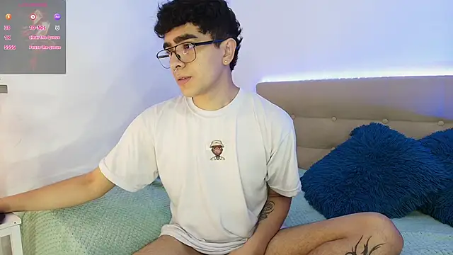 Snapshot of _nickconnor01 chatting on 11-24-25, 08:19 nickconnor01 online show from 11-24-25, 08:19