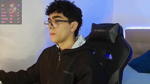 Snapshot of _nickconnor01 chatting on 11-30-25, 10:25 nickconnor01 online show from 11-30-25, 10:25