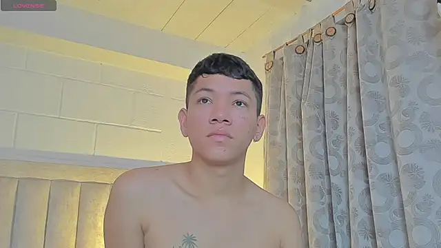 JulianRose 1 online show from 01-23-25, 10:54