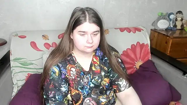 Snapshot of Aushpana chatting on 02-28-25, 10:20 Aushpana online show from 02-28-25, 10:20