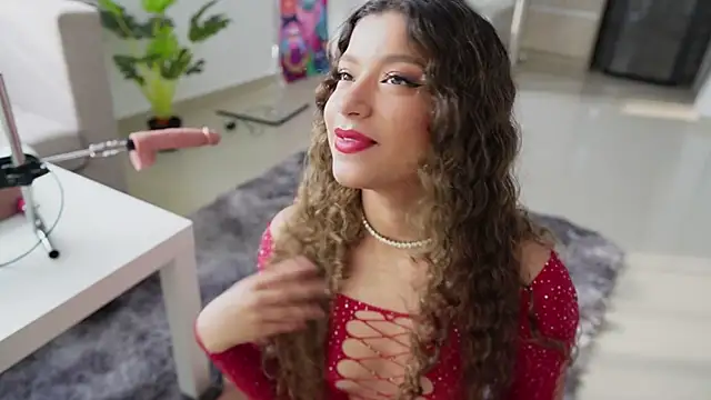 Snapshot of Melina-Smith chatting on 02-04-25, 09:41 Melina-Smith online show from 02-04-25, 09:41