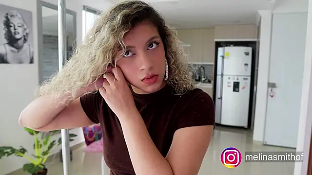 Snapshot of Melina-Smith chatting on 09-12-25, 07:14 Melina-Smith online show from 09-12-25, 07:14