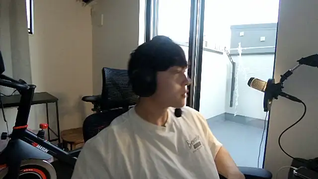 Snapshot of Tkcqcc chatting on 01-09-26, 07:44 Tkcqcc online show from 01-09-26, 07:44