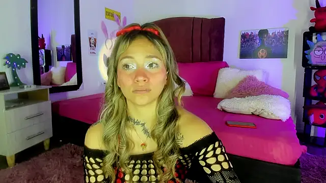 alisson zafiro  online show from 01-24-25, 09:06