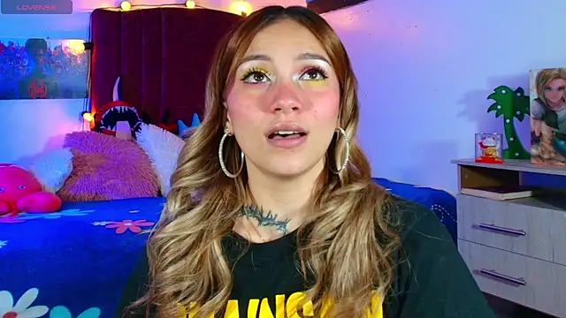 alisson zafiro  online show from 09-22-25, 03:08