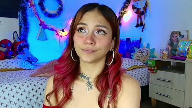 alisson zafiro  online show from 12-20-25, 03:24