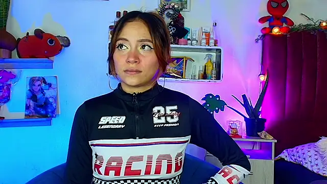 alisson zafiro  online show from 03-15-26, 03:34