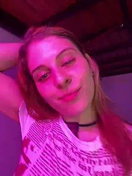 Snapshot of FlorBich chatting on 01-31-25, 06:24 FlorBich online show from 01-31-25, 06:24