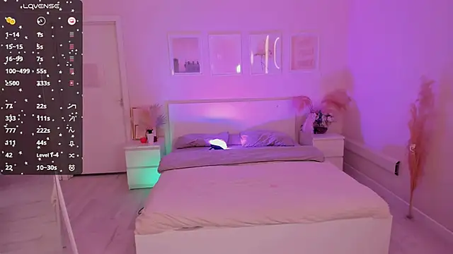 Snapshot of Lil_Amelie chatting on 03-19-25, 07:07 Lil Amelie online show from 03-19-25, 07:07