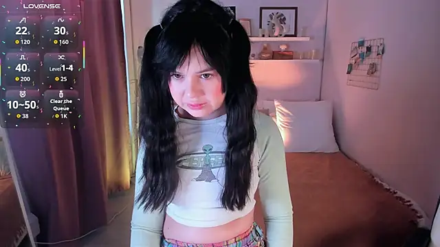 Snapshot of Lil_Amelie chatting on 07-05-26, 09:49 Lil Amelie online show from 07-05-26, 09:49