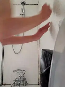 Snapshot of fastfun2012 chatting on 02-18-26, 09:38 fastfun2012 online show from 02-18-26, 09:38