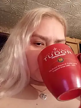 Minna Jeannie online show from 09-18-25, 02:35