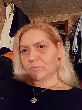 Minna Jeannie online show from 01-13-26, 01:44