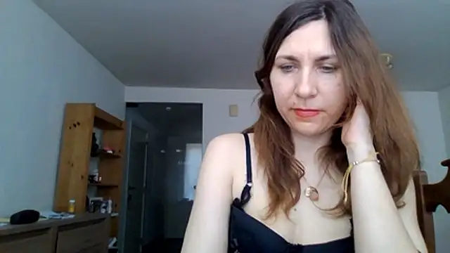 JasmineGlamour online show from 05-25-26, 03:07