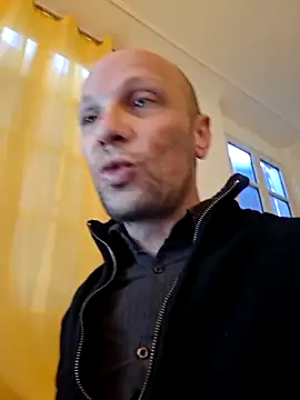 wedge75 online show from 12-04-25, 03:54