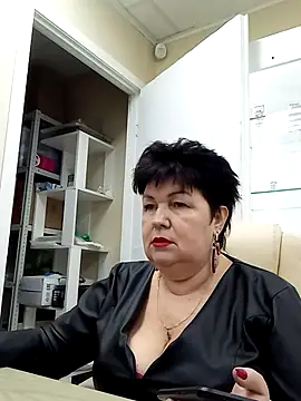 FantasyMichelle online show from 01-11-25, 06:35