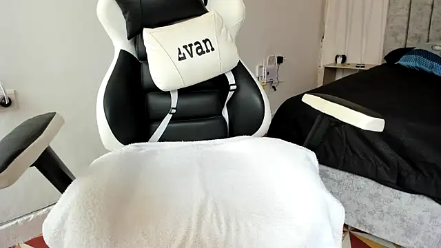 Valerioe online show from 03-12-25, 01:40