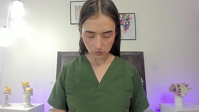 helen mooree online show from 06-26-26, 12:53