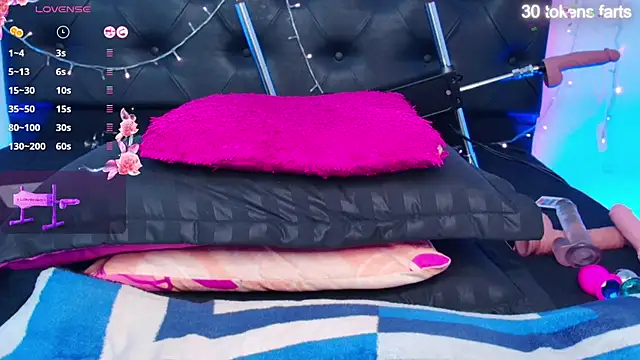 Snapshot of Adriana-55 chatting on 02-02-25, 04:15 Adriana-55 online show from 02-02-25, 04:15