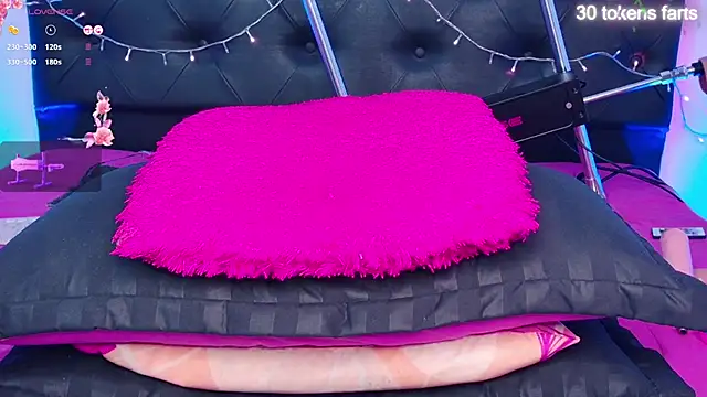 Snapshot of Adriana-55 chatting on 03-07-25, 03:08 Adriana-55 online show from 03-07-25, 03:08