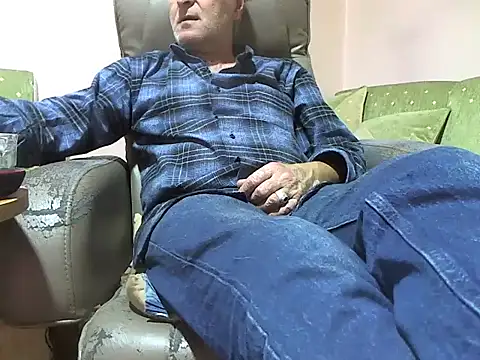 zormen355 online show from 04-18-26, 04:11