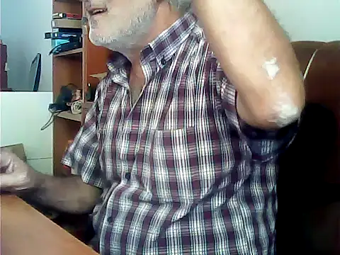 Snapshot of zormen355 chatting on 07-21-26, 10:28 zormen355 online show from 07-21-26, 10:28