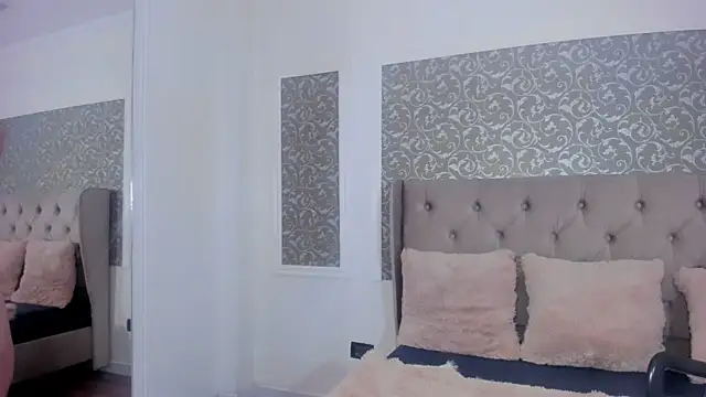 IssadoraJames online show from 09-20-25, 01:56