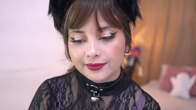 lirio05 online show from 10-31-25, 06:31